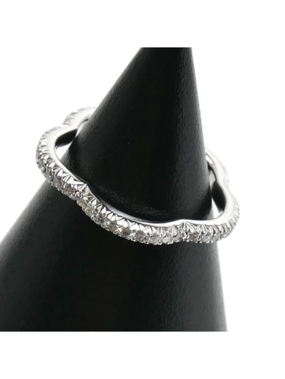 Chanel 18k White Gold Camellia Full Eternity Ring Diamond
